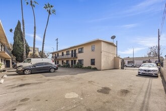 Building Photo - 8021 S Broadway Building Photo - 8021 S Broadway