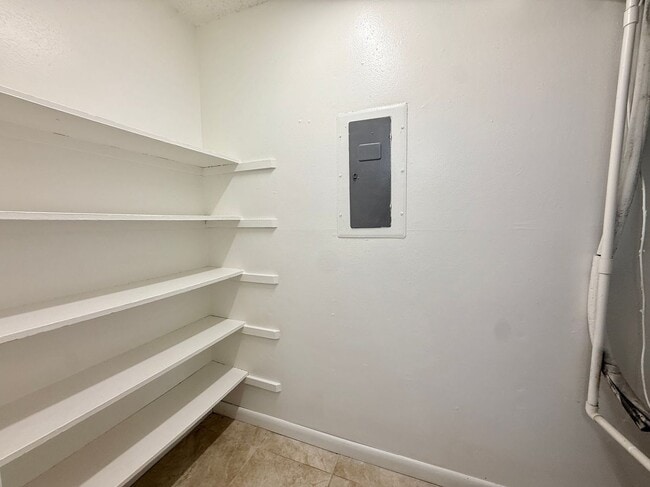 Building Photo - 4115 S Semoran Blvd