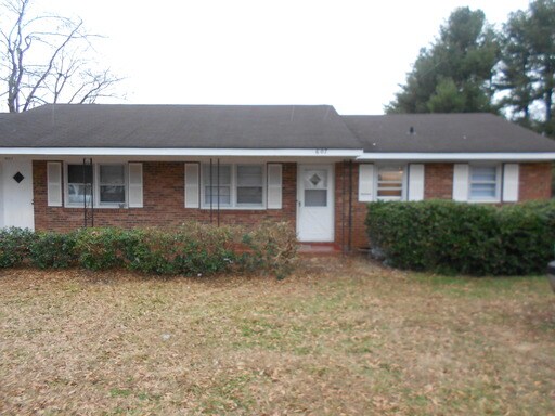 Primary Photo - 607 N Cansler St