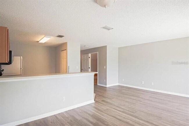 Foto del edificio - 4350 Winding River Way