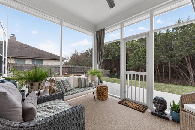 Foto del edificio - 1403 Melissa Oaks Ln