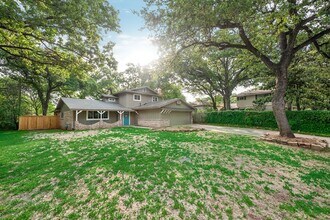 Building Photo - 2817 Blackwood Dr