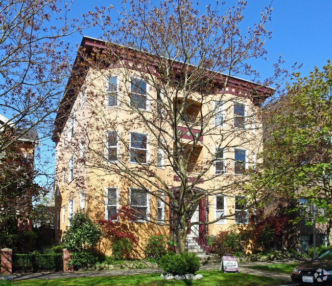 Foto principal - Siena on Capitol Hill Condos