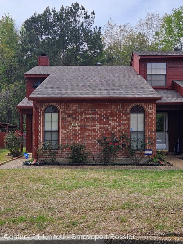 Primary Photo - 2 br, 2 bath House - 128 Fountain View