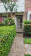 Building Photo - 8367 Nairn St