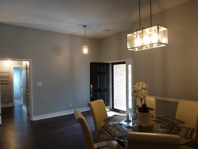 Foto del edificio - 2695 The Terraces Way