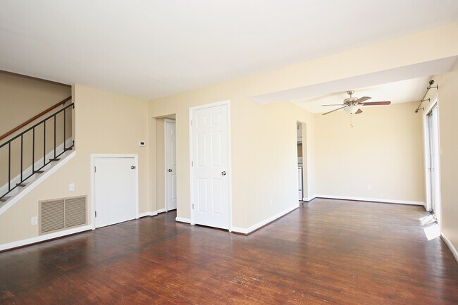 Building Photo - Student-Friendly Fry's Spring Duplex Near UVA