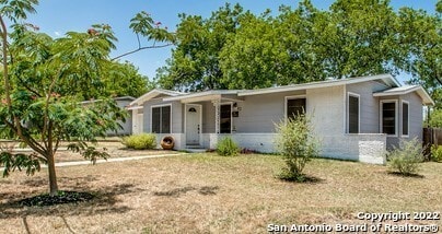 Primary Photo - 411 Dresden Dr