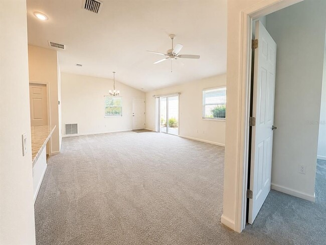 Building Photo - 2452 Soper St