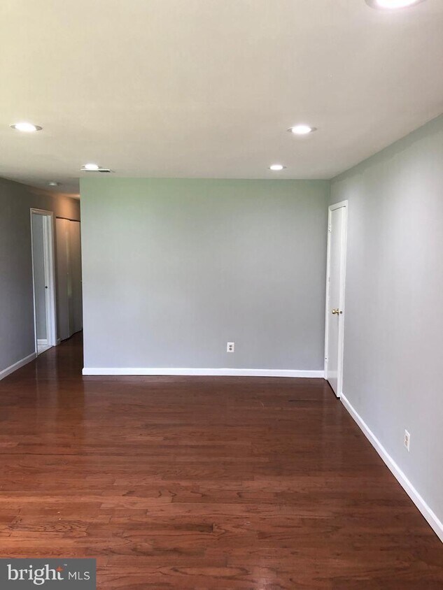 139 Wyndham Way, Robbinsville, NJ 08691 Room for Rent in Robbinsville