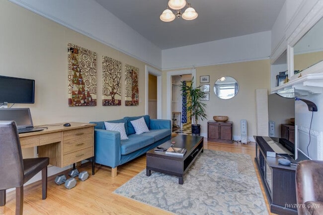 Photo - 426 Cole St Apartment