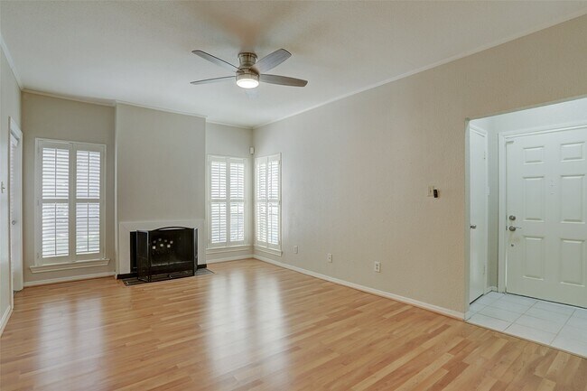 Building Photo - 1201 Bering Dr