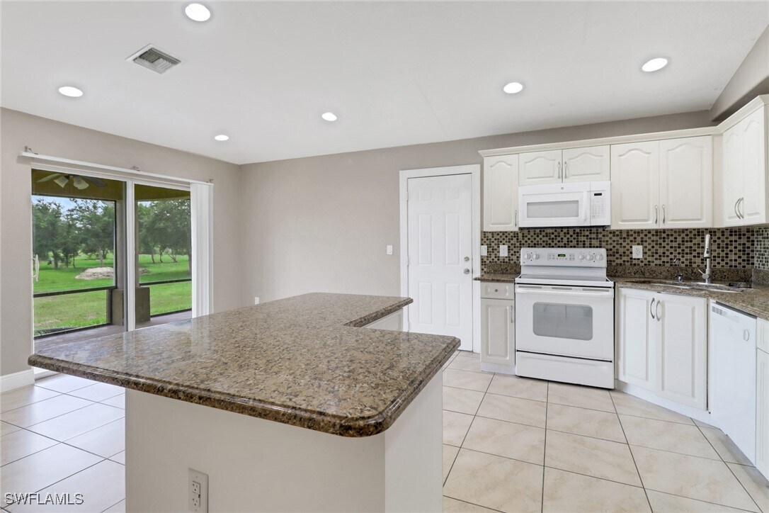Foto del edificio - 4125 20th Ave NE