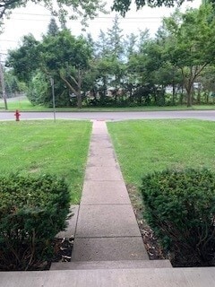 Building Photo - 3259 Iroquois Rd