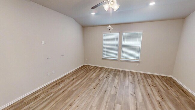Foto del edificio - "Spacious 4-Bedroom Gem on Luella Drive – Your Perfect Killeen Retreat!"