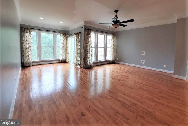 Building Photo - 2464 Terra Cotta Cir