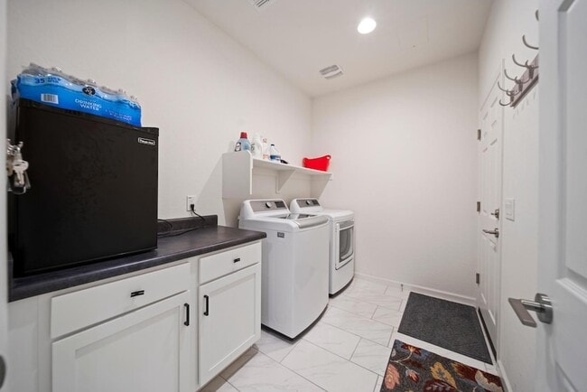 Building Photo - 4610 Cactus Wren Rd