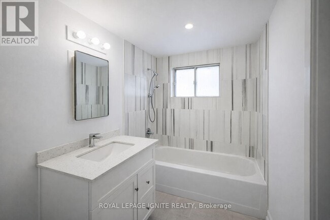 Building Photo - 573A Birchmount Rd