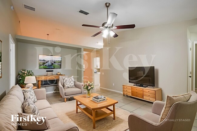 Building Photo - 10524 Cherry Oak Cir