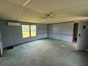 Building Photo - 43433 Claxton Cir