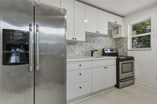 Foto del edificio - 11961 SW 214th St