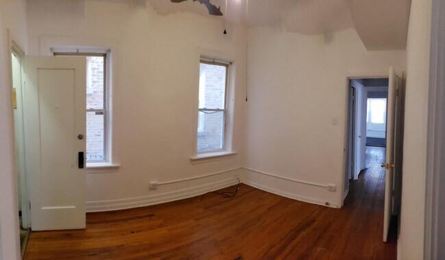 Foto del edificio - 7112 S King Dr