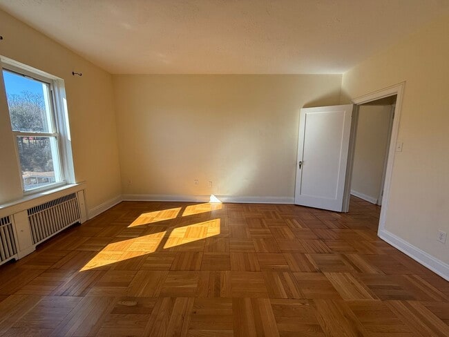 Interior Photo - The Royal York Apartments