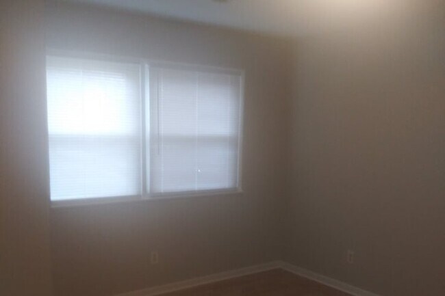 Foto del edificio - 1420 S 15th St