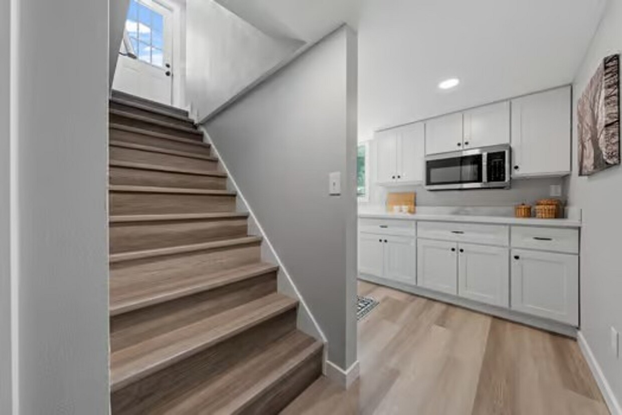 Primary Photo - Spacious and Comfortable 1bed/1bath