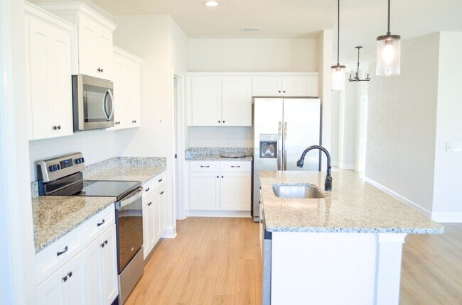 Foto del edificio - Savannah Station 3 Bedroom 2 Bath