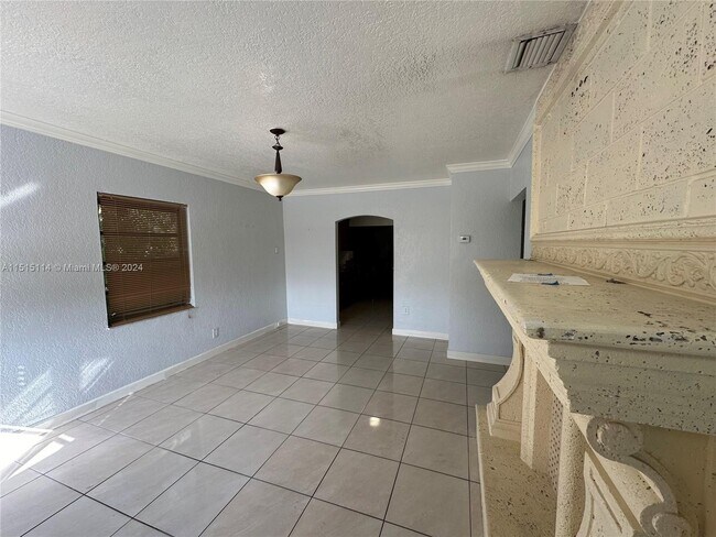 Foto del edificio - 859 E 22nd St