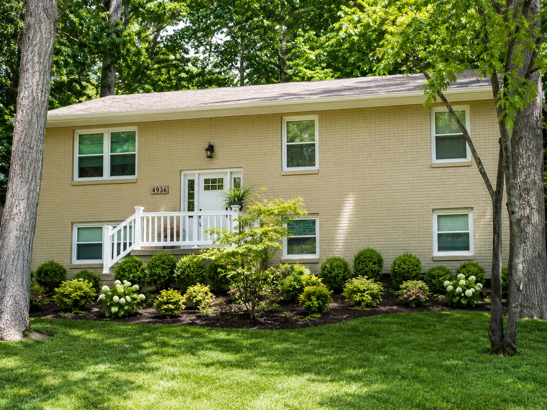 Photo - 1815 Gardenspring Drive