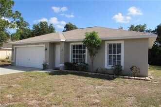 Building Photo - 119 Zenith Cir