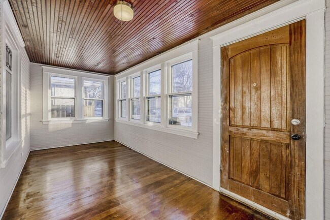 Foto del edificio - 2939 Russell Ave N