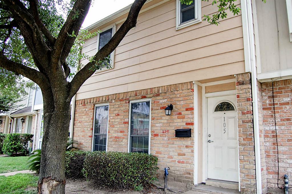 Foto principal - 8102 Amelia Rd