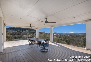 Foto del edificio - 6710 Mnr Hl Rd