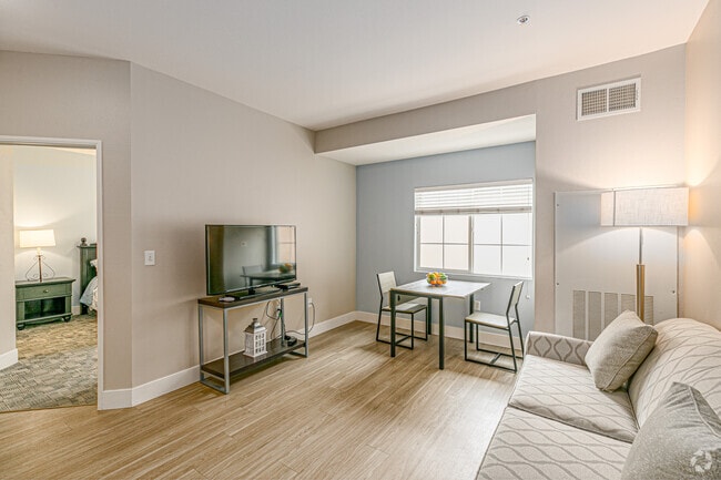 1BR, 1BA - 658SF - Gateway Park Senior Living