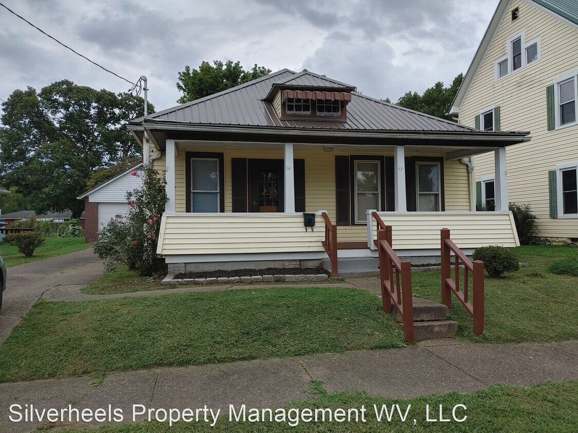 Primary Photo - 2 br, 1 bath House - 415 Central Avenue