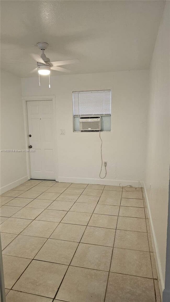 Foto del edificio - 1004 NW 3rd Ave