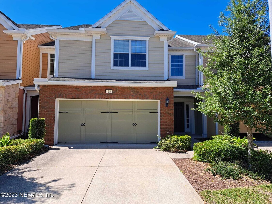 4240 Metron Dr, Jacksonville, FL 32216 House for Rent in Jacksonville