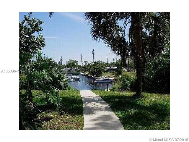 Foto del edificio - 5080 Heather Hill Ln