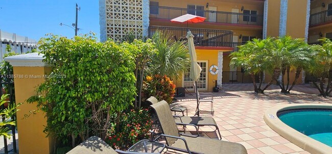 Foto del edificio - 744 NE 14th Ave