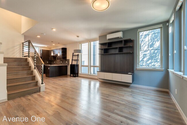 Foto del edificio - 3 br, 2 bath House - 9753 Woodlawn Ave N