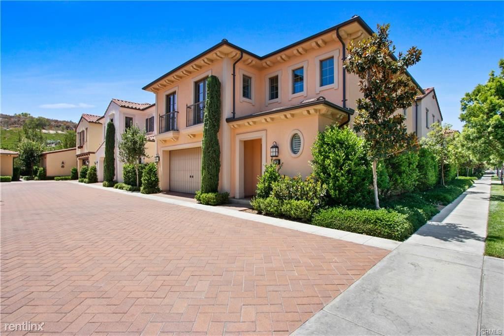 Primary Photo - 3 br, 3 bath Condo - 126 Mustang