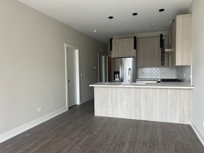 Foto del edificio - 3244 N Lincoln Ave