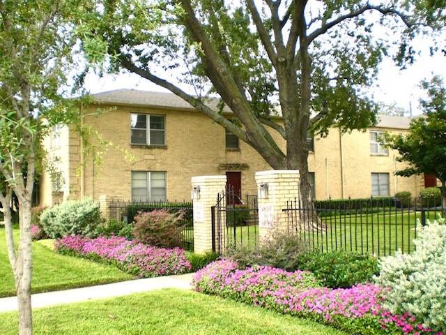 Building Photo - 4839 N Central Expy