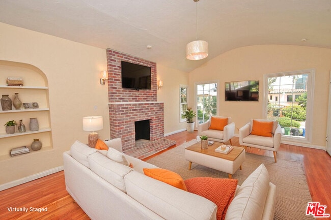 Foto del edificio - 8446 4th St