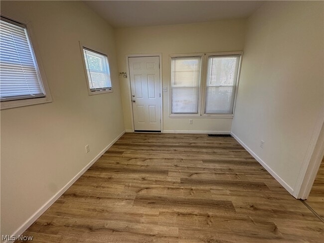 Building Photo - 119 Shields Rd