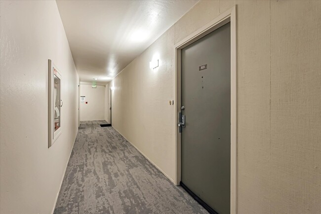 Foto del edificio - 5335 Broadway Terrace