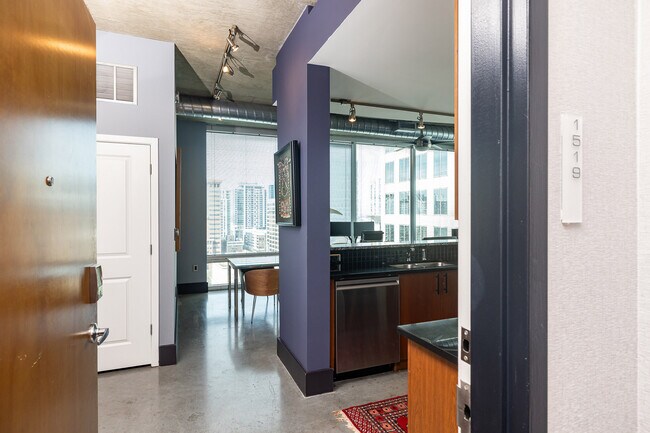 Foto del edificio - 943 Peachtree St NE